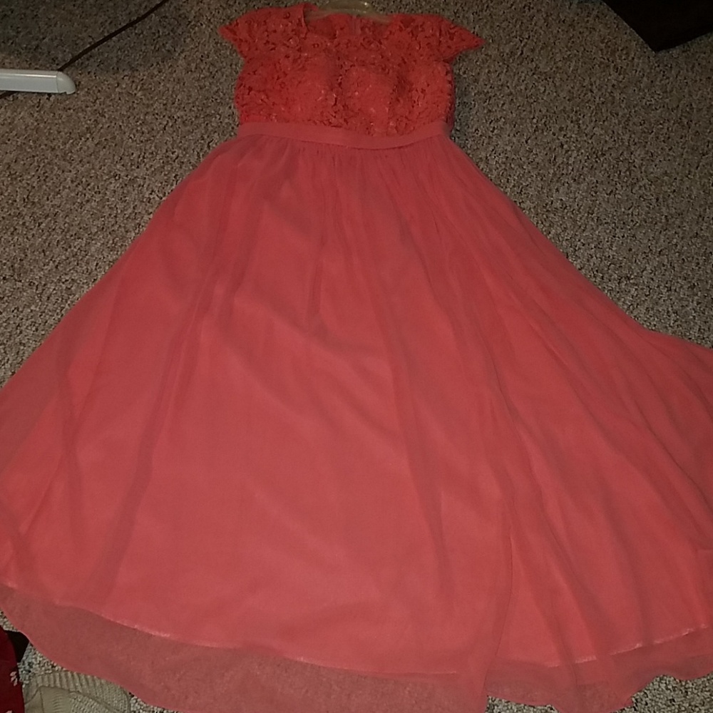 Coral laced bridesmaid dress NWOT